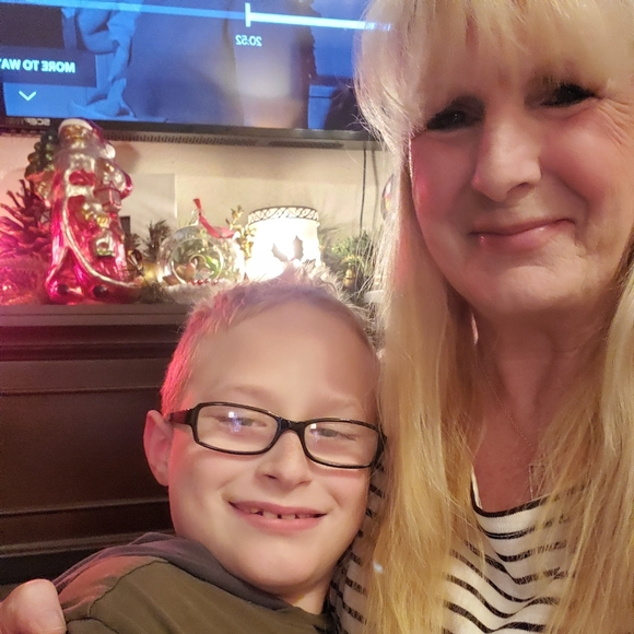 Meet your Posher, Dianna - Picture 4 of 5